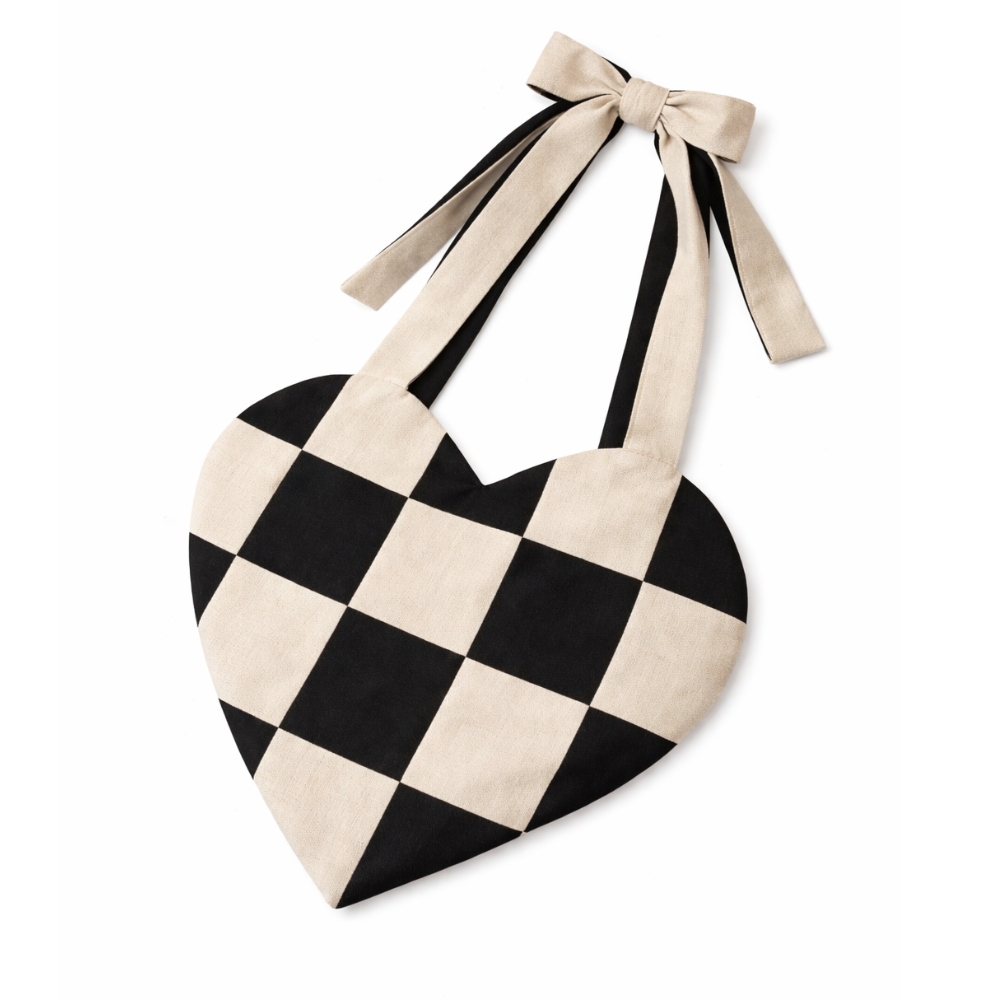 Heart Checkerboard Tote Bag with Bow - Sewing Pattern