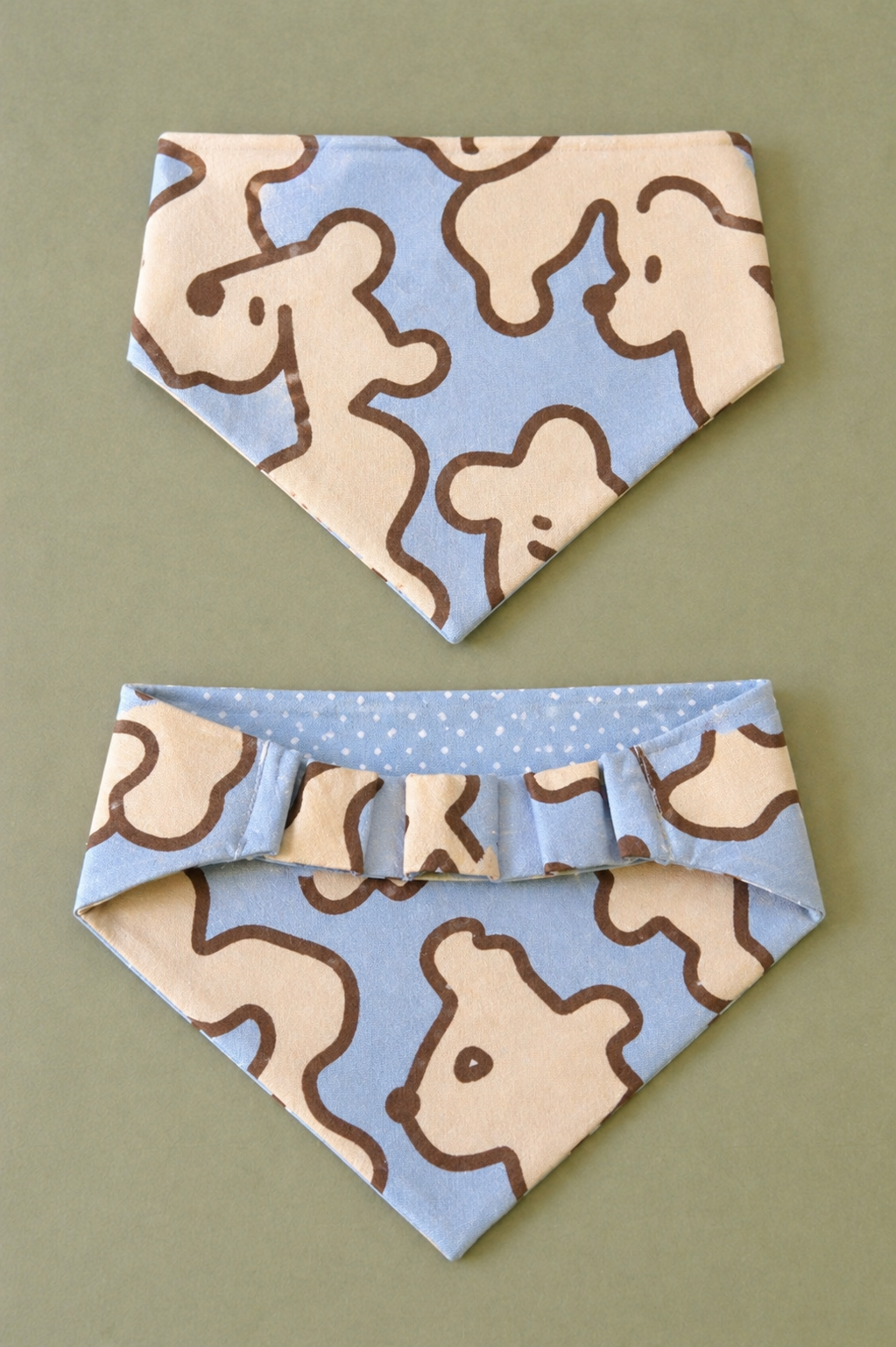 Soft Blue &amp; Cream Reversible Bandana Bib Set with Bear Prints (Ruffled Design Included) - Digital Sewing Pattern